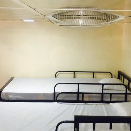 J Hostel แคนดี้ ภายนอก รูปภาพ