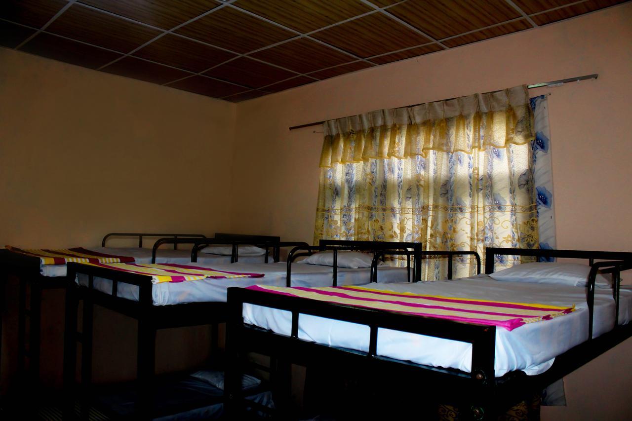 J Hostel แคนดี้ ภายนอก รูปภาพ