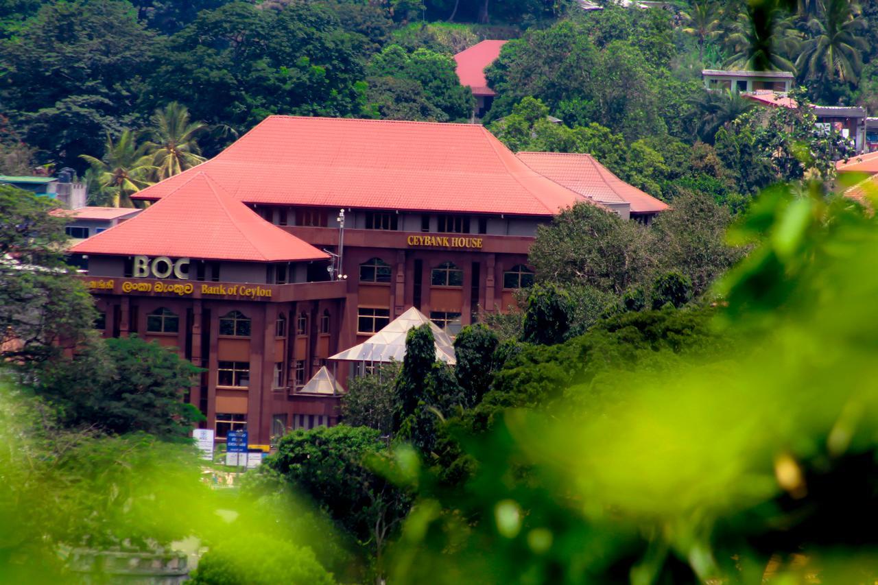 J Hostel แคนดี้ ภายนอก รูปภาพ