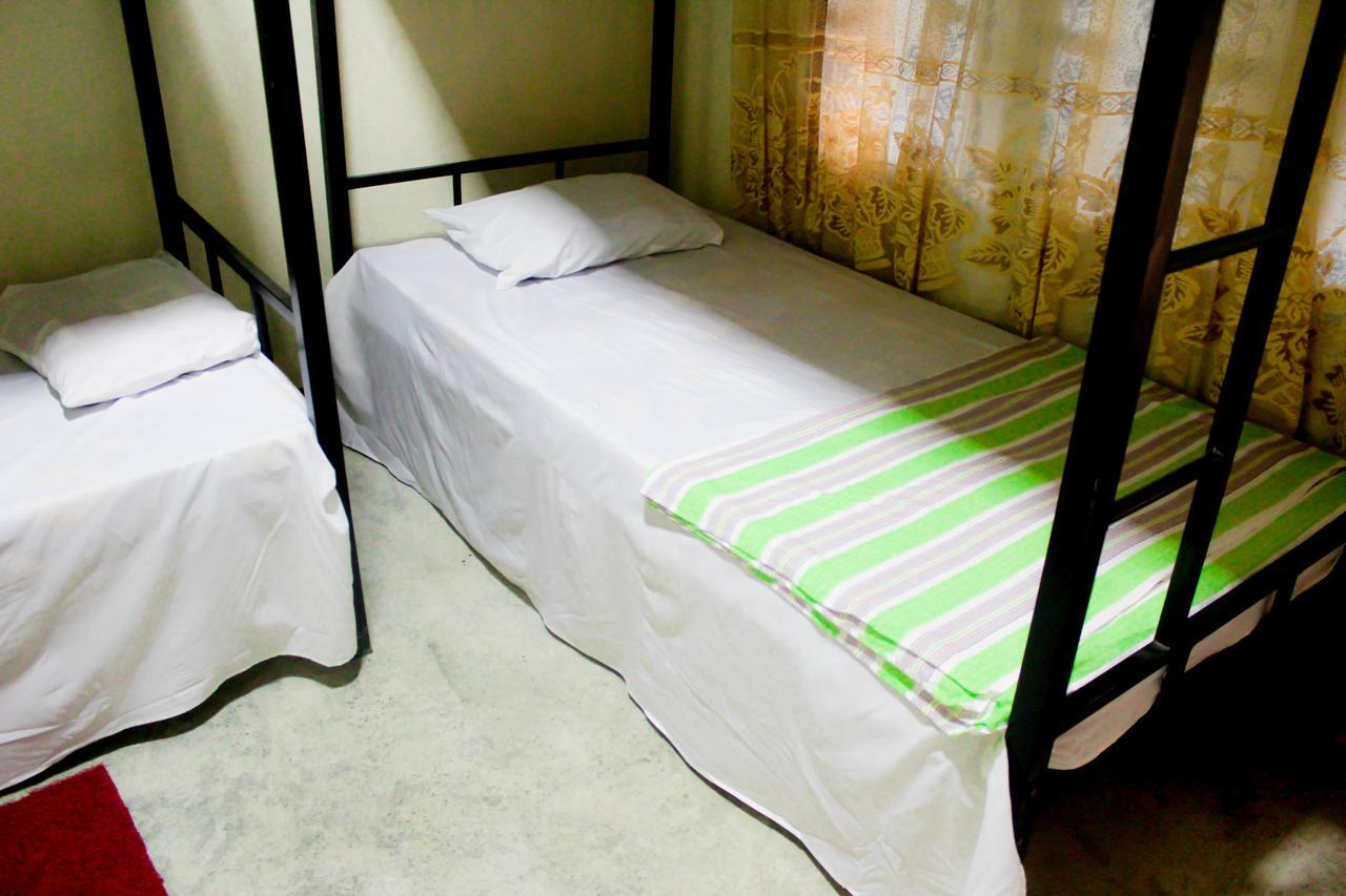 J Hostel แคนดี้ ภายนอก รูปภาพ